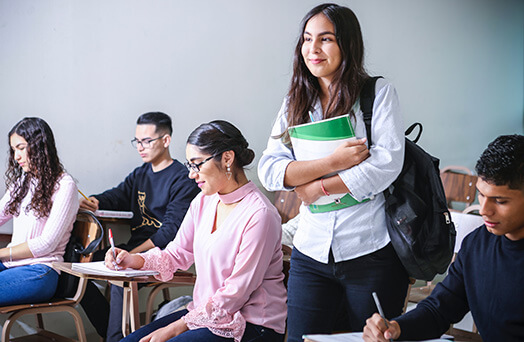 L'anglais est un réel avantage pour les étudiants en fin de cursus et les jeunes professionnels.