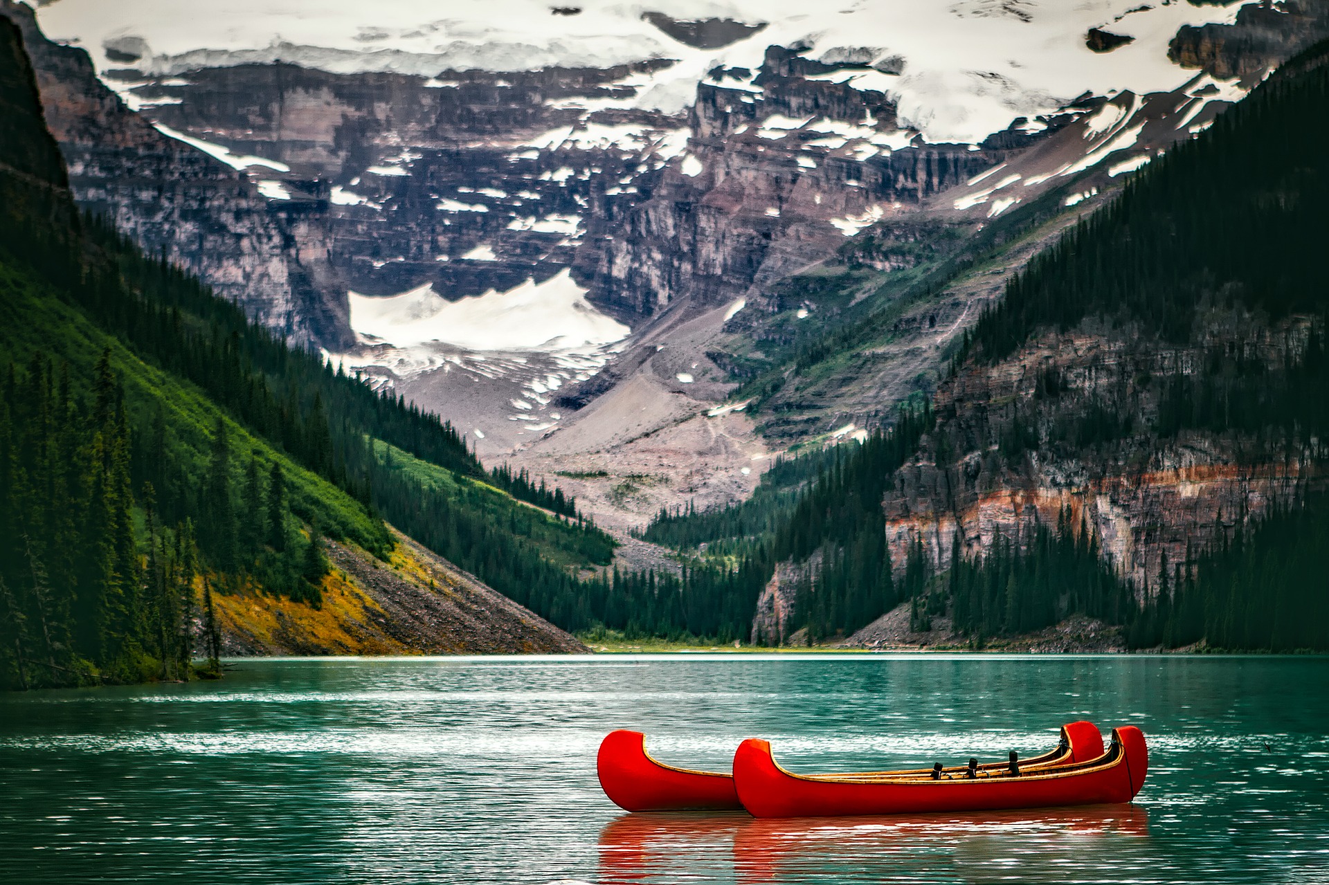 Travailler autrement au Canada-Le Lac Louise en Alberta