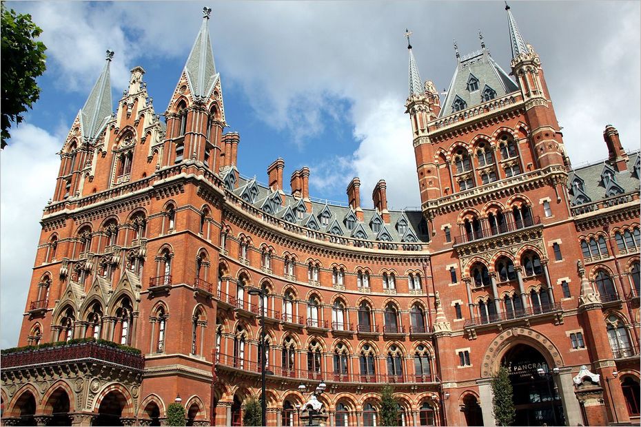 Lieux de tournage de Harry potter en Grande-Bretagne-Hôtel de la gare Saint Pancras International